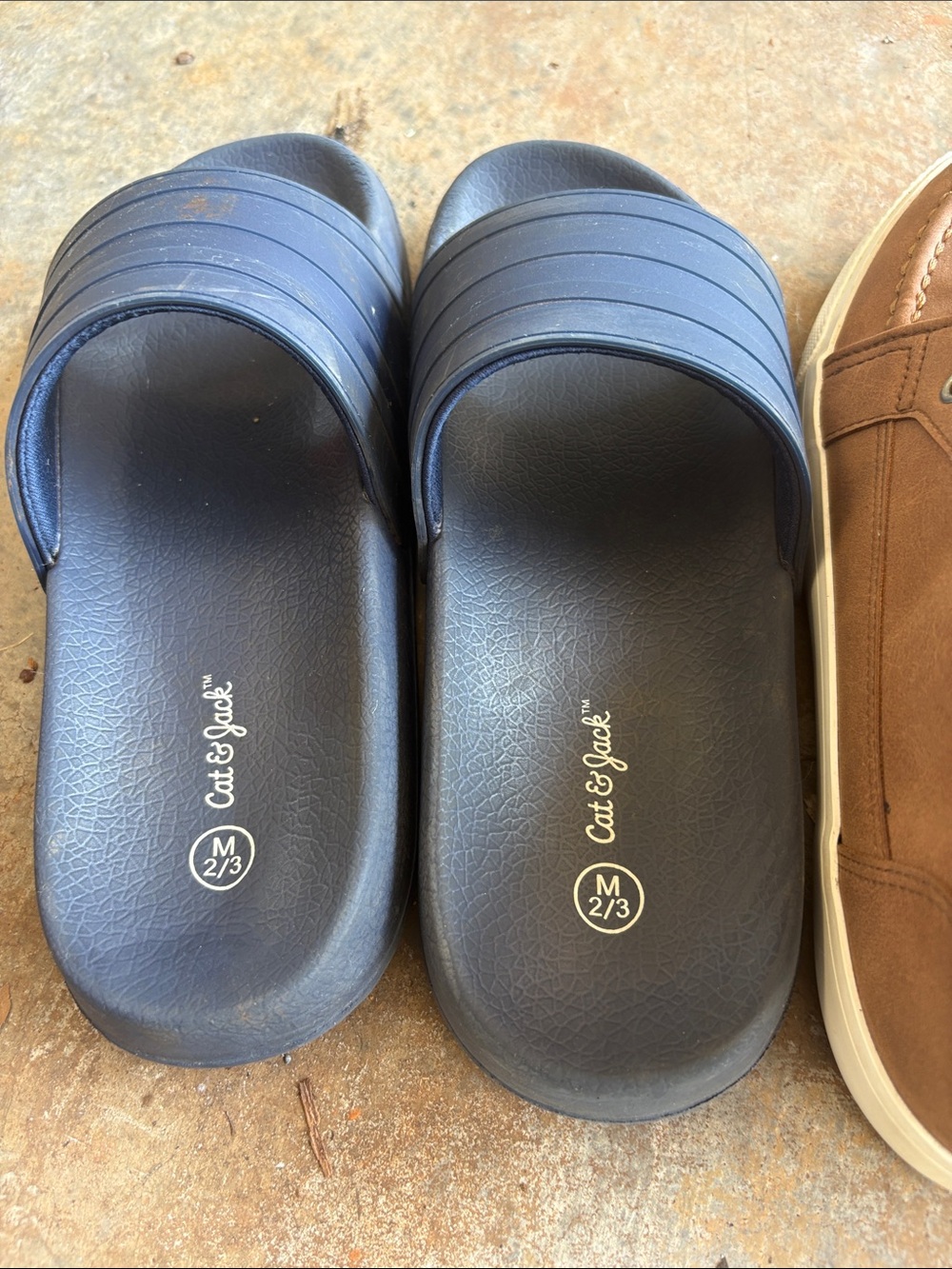 Show bundCat & Jack Navy Slide Sandals, Brown Boat Shoes and Minecraft Clogs Set - Picture 4 of 6